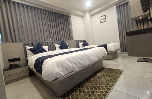 Chandkheda Hotel | Goroomgo Asiana Motera Ahmedabad