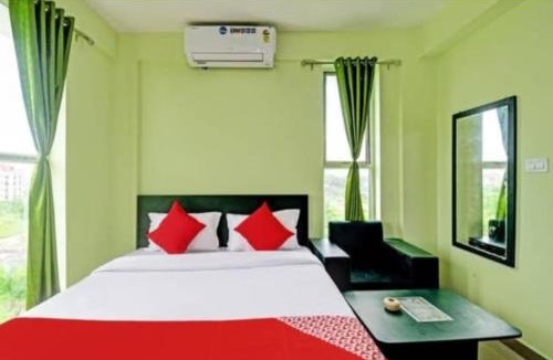New Town Hotel | Goroomgo Green Oasis Inn Kolkata