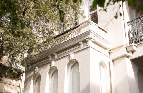 Glebe Apartment | Grand Victorian Stay in the Heart of Glebe