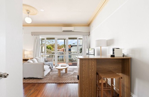 Glebe Apartment | Grand Victorian Stay in the Heart of Glebe