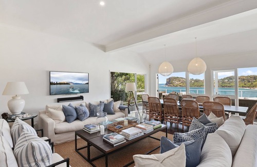 Whale Beach House | Grandview over Whale Beach by TCC