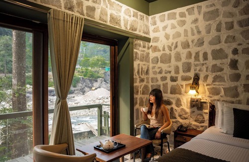 Bullawala Hotel | Granny's Den BY ELIVAAS