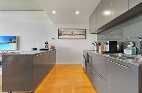 Lyneham Apartment | Great Luxury Apartment Near the City