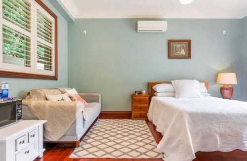 Kellyville House | Guest Suite in Rouse Hill