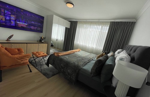 Heathcote Cabin | Guesthouse Nature Escape Sleeps up to 6