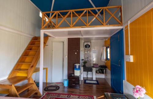 Kaul House | Gulmohar Homes- Peaceful Cottage With Himalayan view