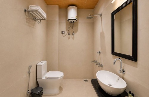 Abu Road Hotel | Guru Shikhar Heights - Highest Hotel in Mount Abu (5700 feet)