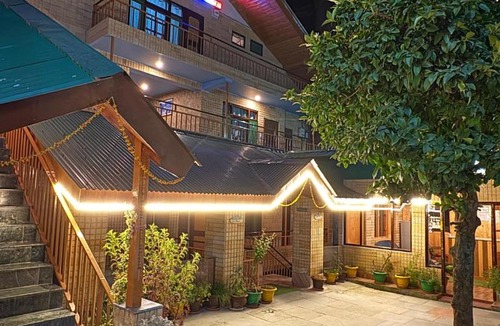New Manali Hotel | Guruchhaya hotel and cottages