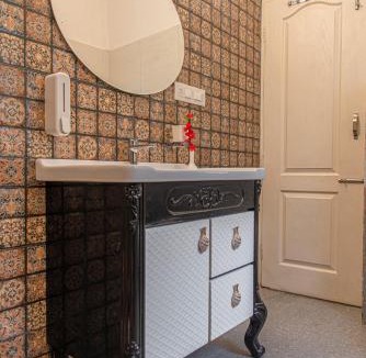 Kumarhatti House | Hampstead Residences