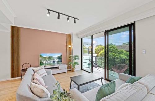 Ultimo Apartment | Harbour Luxe Stay - Pool, Gym and Parking