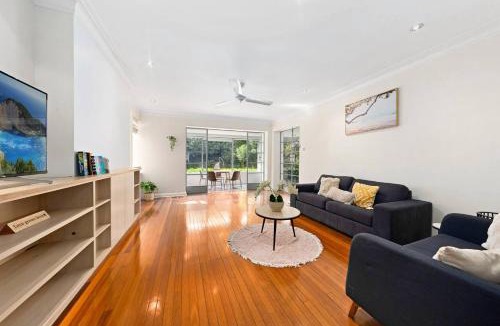Darling Point Apartment | Harbourside 3BR Stay Near CBD & Double Bay