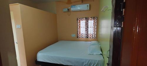 Sanapur House | Hemanthhomestayhampi
