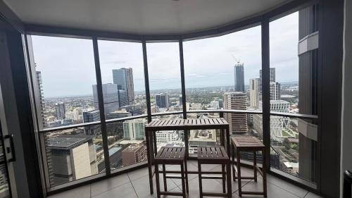 Parramatta Apartment | High Rise Luxury With Skyline Views