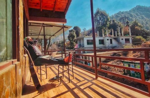 Ramgarh Bed & Breakfast | Highland Rabbit Hostel & Riders Cafe
