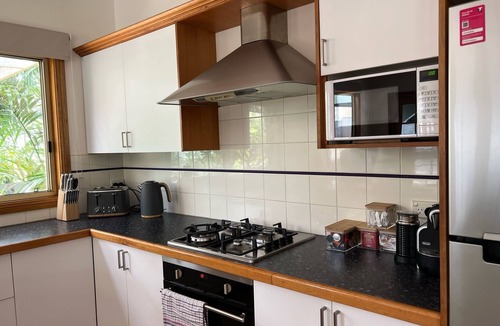 Cessnock Cottage | Hillview Cottage is a Beautiful 100-year-old Character Filled Home
