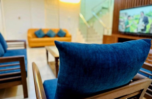 Arsiwalla Villa Villa | Hillview Villa with Balcony & Spacious Pool Area & AC