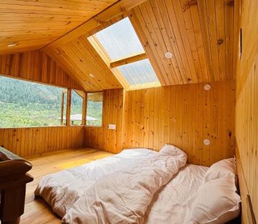 Banjar House | Himalayan Baseraa