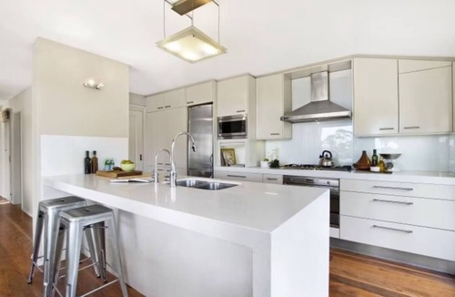 Northwood House | Holiday in this beautiful harbourside retreat.