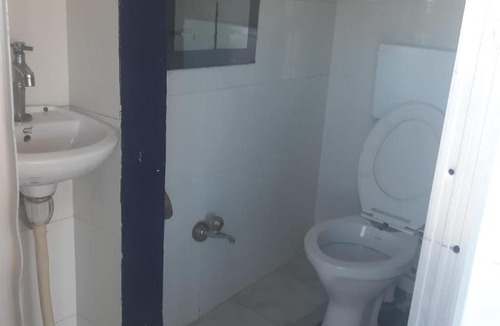 Bajoral Khurd House | Home Homestay 2BHK Couple & Family friendly prime location-Easy access to Mall Rd-city view- kitchen