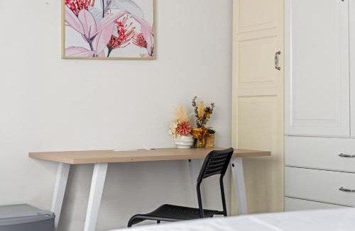 Marsfield House | Homely Private Double Room in Marsfield - Well-Connected Suburb Shared Bathroom