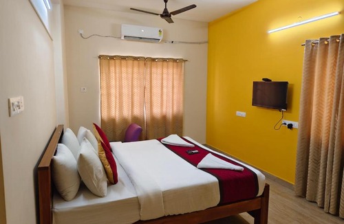 Iyyappanthangal Hotel | Honey Bee Hotels - Iyyappanthangal