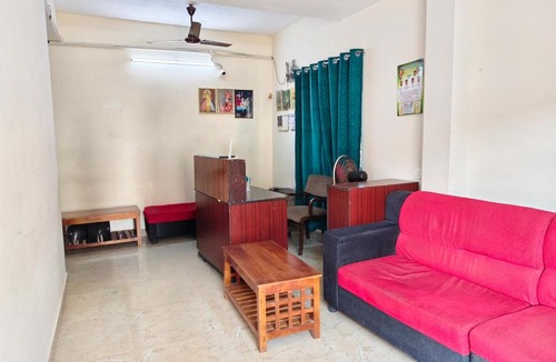 Iyyappanthangal Hotel | Honey Bee Hotels - Iyyappanthangal