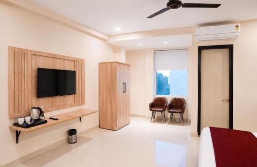 Kanpur Hotel | Hotel 33 Inn