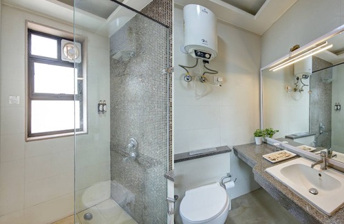 Sector 39 Hotel | Hotel 91 Medanta