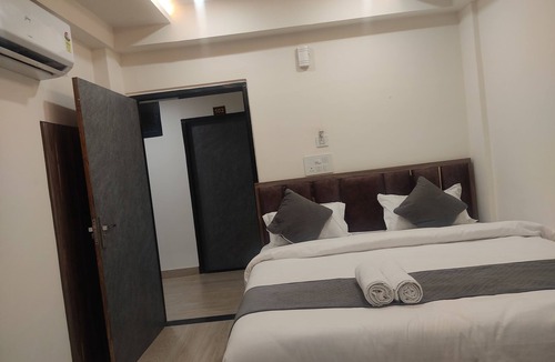Ayodhya Hotel | Hotel Abhinandan