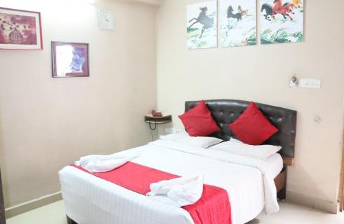 Railway New Colony Hotel | Hotel Akshaya
