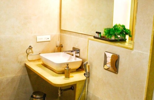 Koregaon Park Hotel | Hotel All Seasons Pune