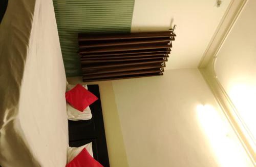 Udaipur District House | Hotel Amrapali UDAIPUR BEST GORUP BOOKING HOTEL NEAR CA CIRCLE