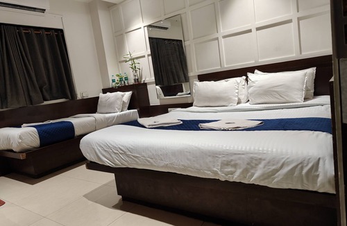 Shirdi Hotel | Hotel Anand Palace