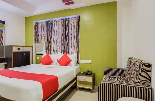 Chandkheda Hotel | Hotel Anjali Palace