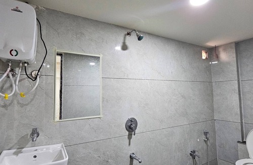 Mahemdavad Hotel | HOTEL APEX INN