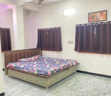 Ashta Hotel | Hotel Arpita