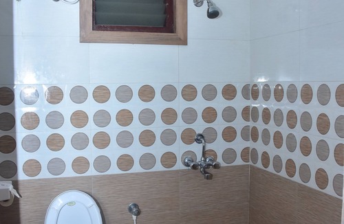 Bhubaneshwar Hotel | Hotel Arya Palace