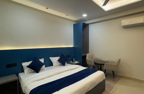 Mayapur Hotel | Hotel Aryan Inn
