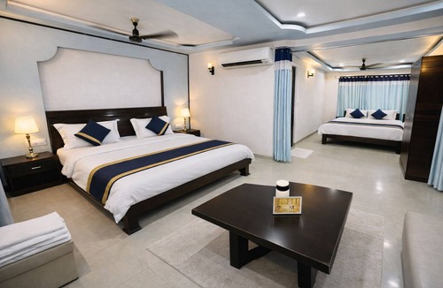 Mount Abu Hotel | HOTEL ASHOKA (Nakki lake - 450 metres)