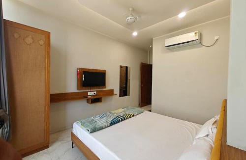Vadodara Hotel | Hotel Avenue Gest House