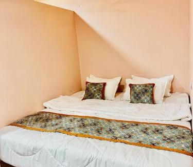 Sanwer Hotel | Hotel Avigatkabir sanwer