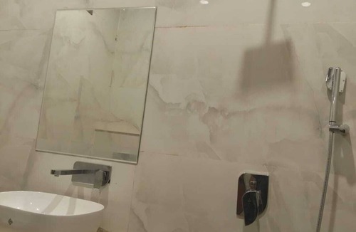 Kanpur Hotel | Hotel Awadh Grand