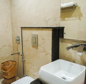 Jangpura Hotel | Hotel Batra Home Nizamuddin
