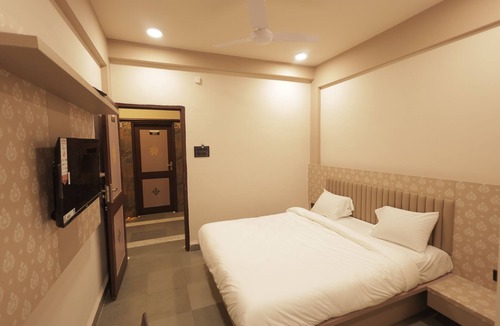 Valsad Hotel | Hotel Best Inn