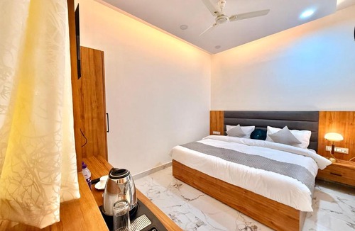 Orchha Hotel | Hotel Betwa sarowar
