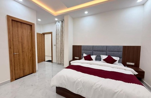 Orchha Hotel | Hotel Betwa sarowar