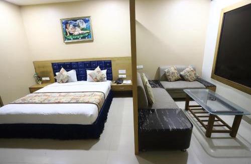 Maharana Pratap Nagar Hotel | HOTEL BLUE PEARL