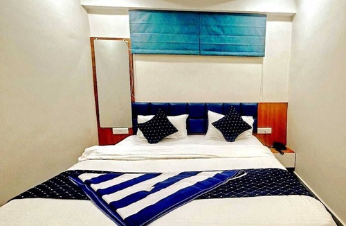 Ahmedabad Hotel | HOTEL BLUE SKY
