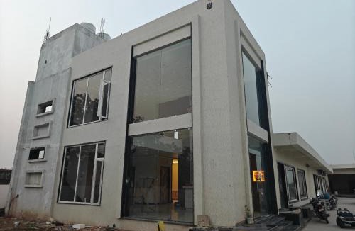 Mathura Hotel | Hotel Brijraj Dham