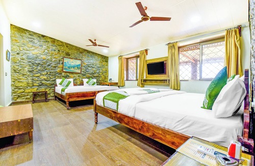 Mount Abu Hotel | Hotel Castle Rock Mount Abu by SAH